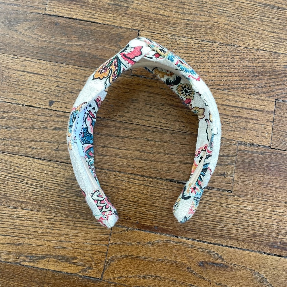 Autumn Adeigbo Floral Headband